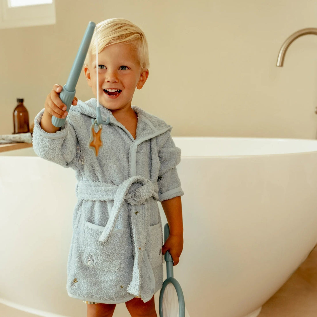 Little Dutch Bath fishing game- Blue