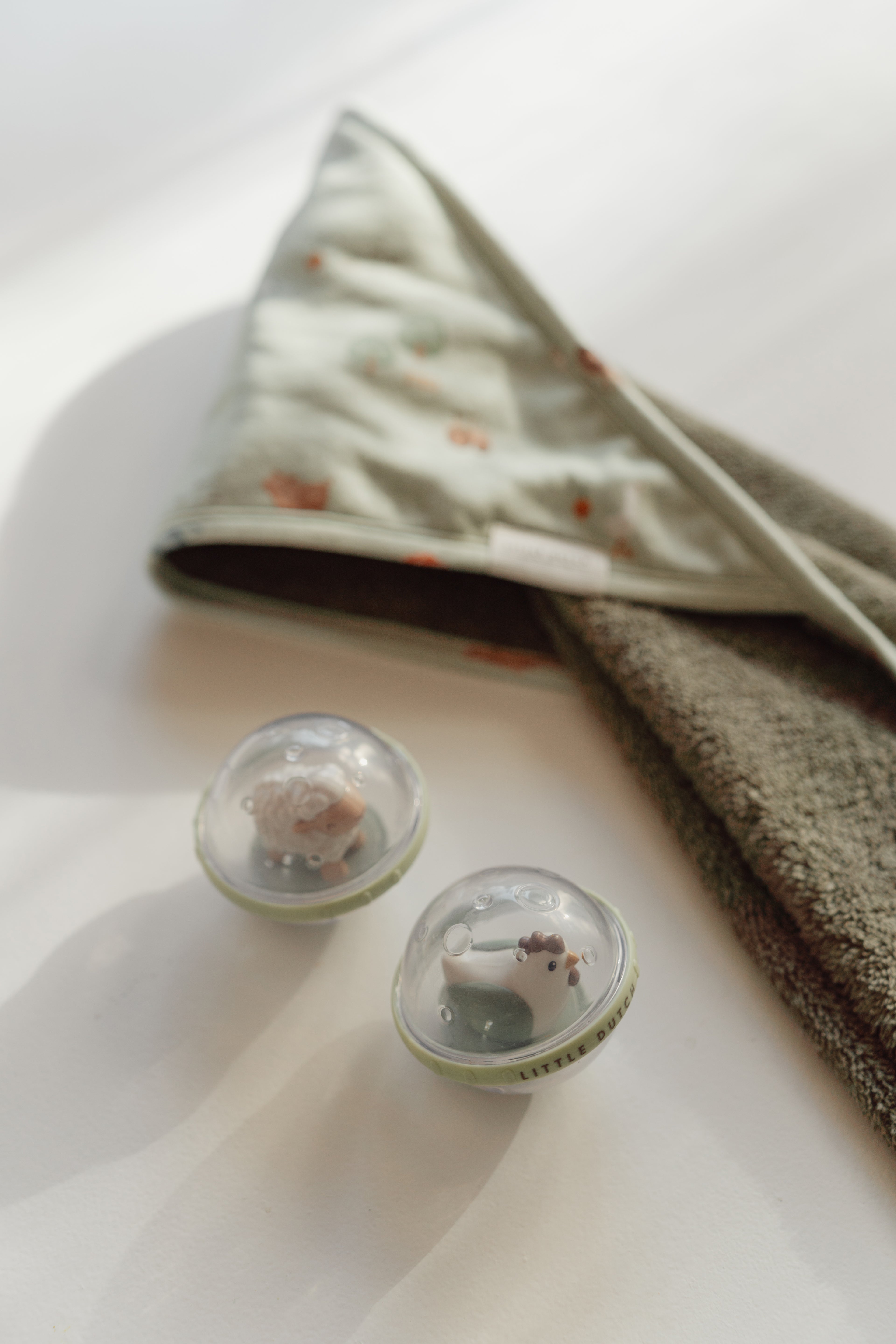 Little Dutch Rotating Balls - Little Farm