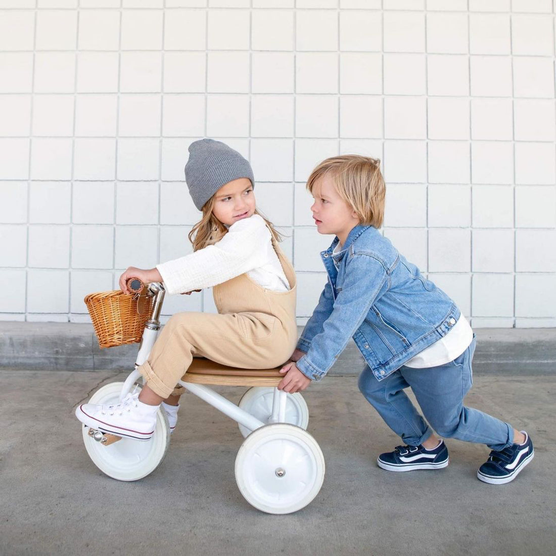 Banwood Trike (and basket)- White