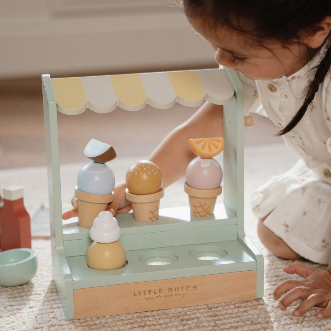 Little Dutch Toy Ice Cream Shop (Minor Packaging Damage)