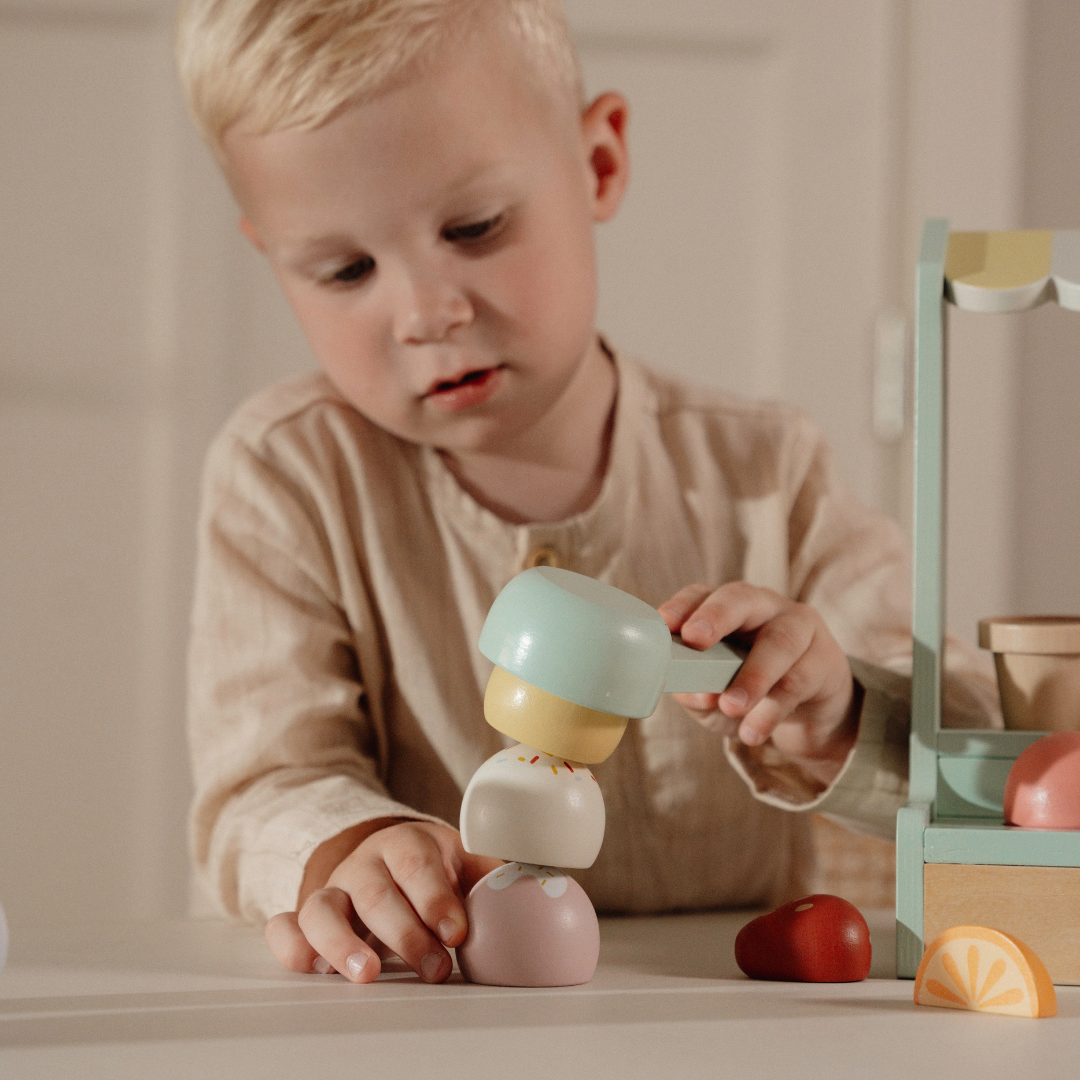 Little Dutch Toy Ice Cream Shop (Minor Packaging Damage)