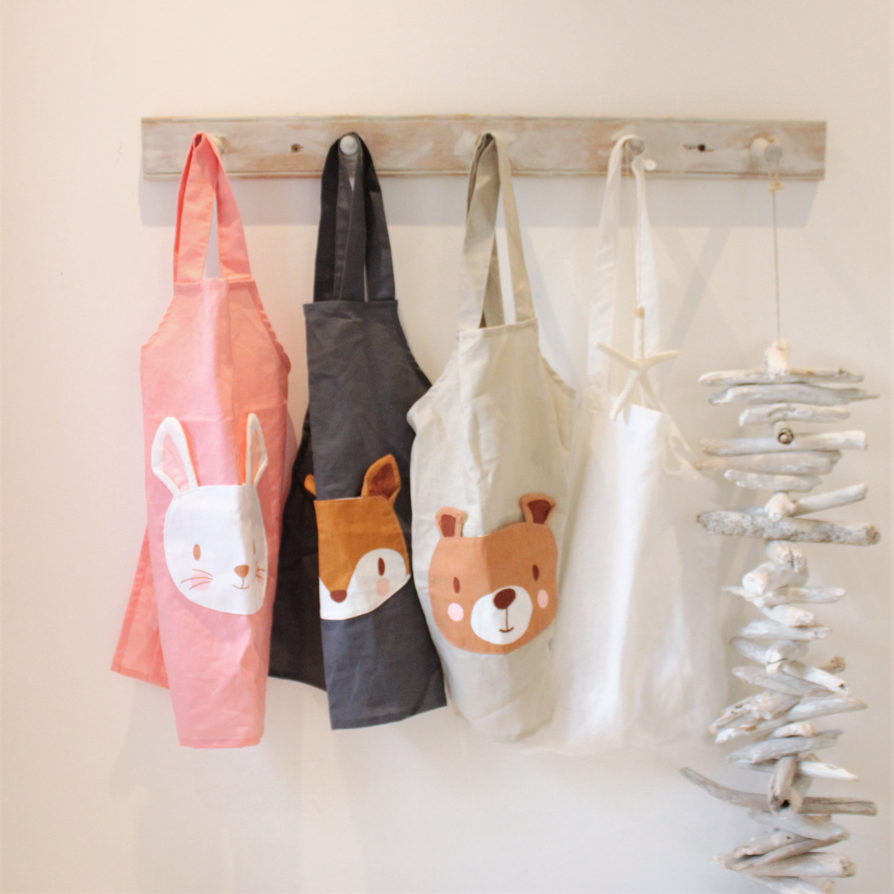 Threadbear Childrens Linen Apron - Rabbit