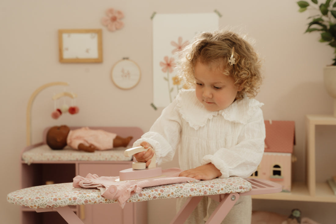 Little Dutch Wooden Ironing Board