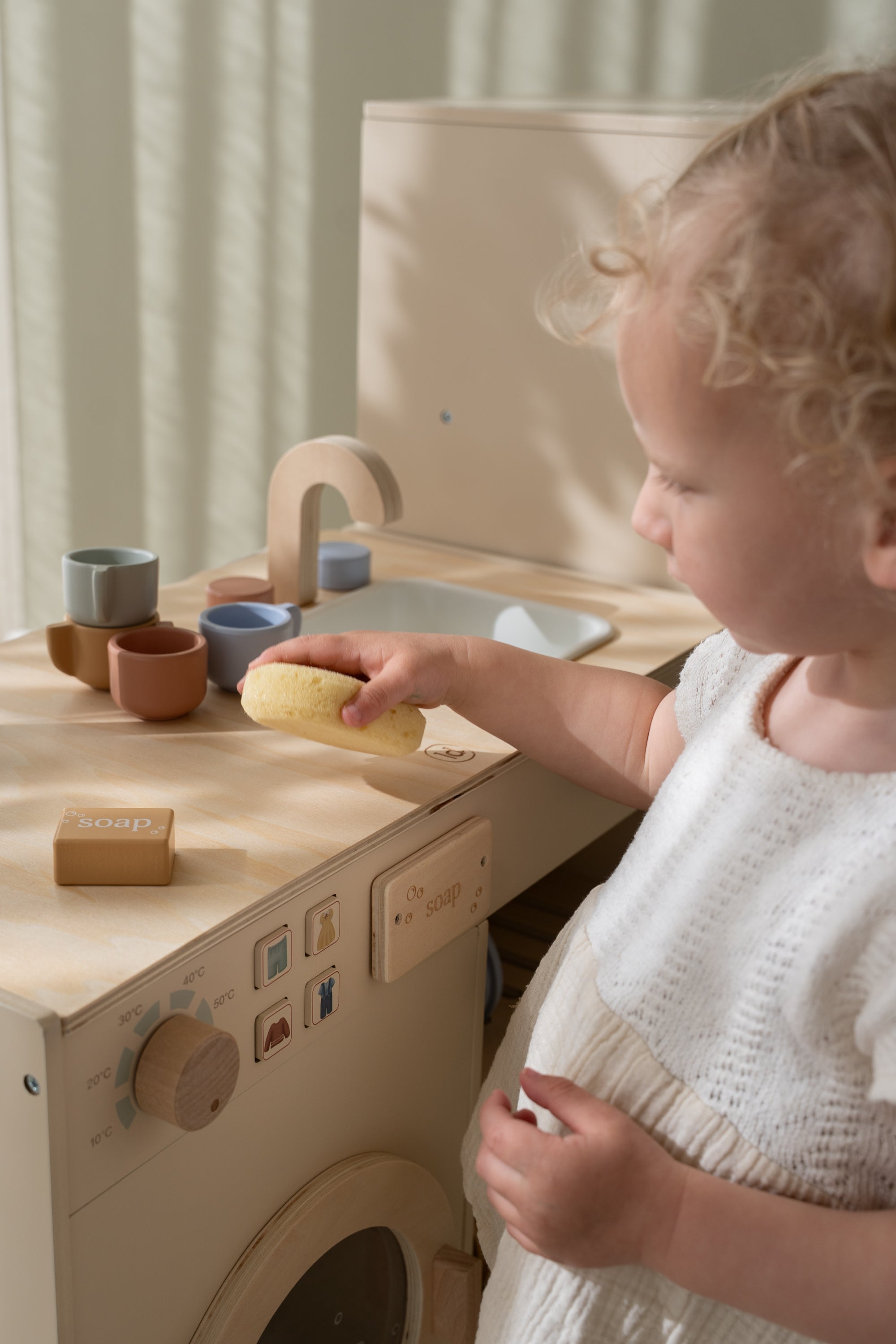 Little Dutch Wooden Washing Machine- Limited Edition