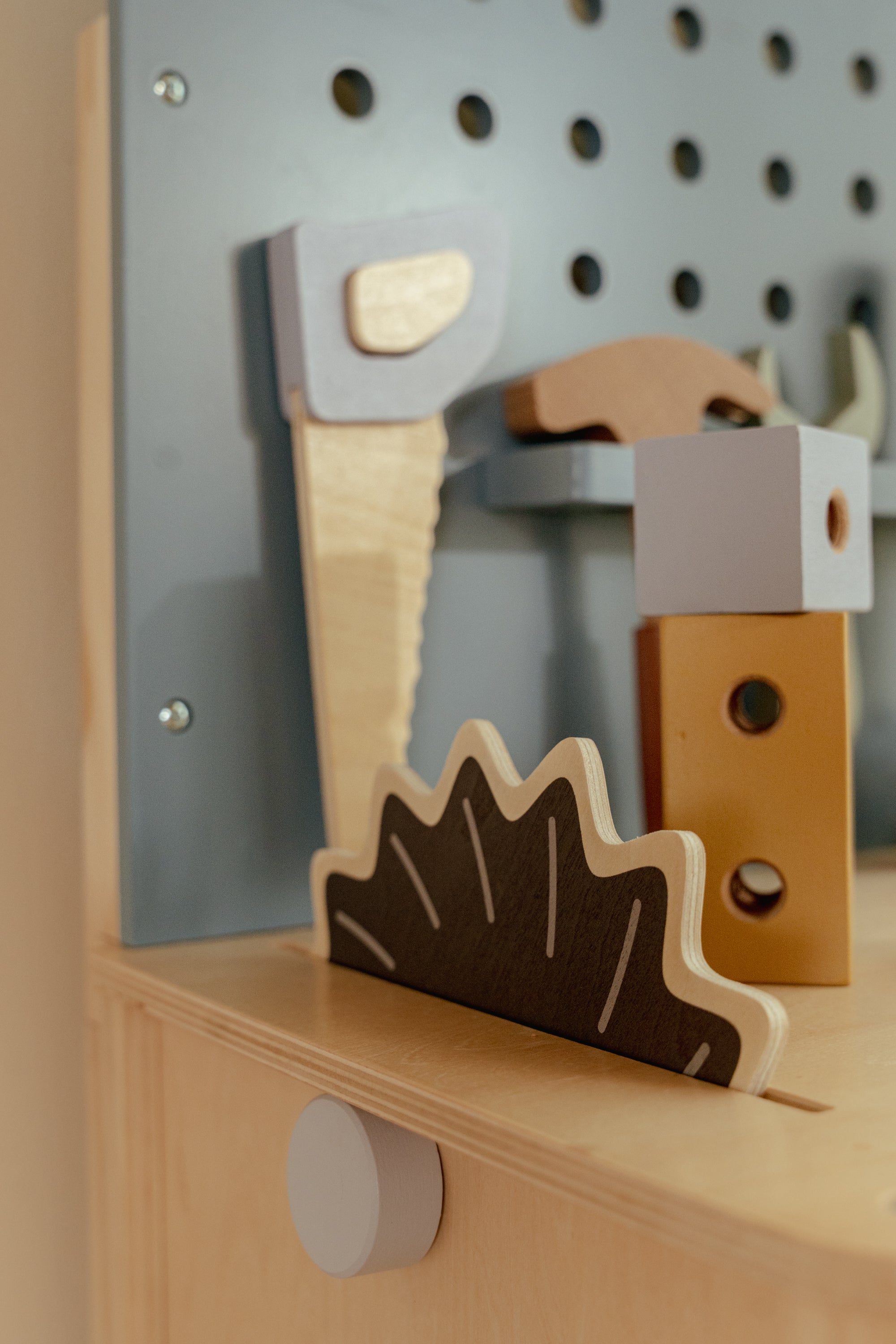 Little Dutch Wooden Workbench