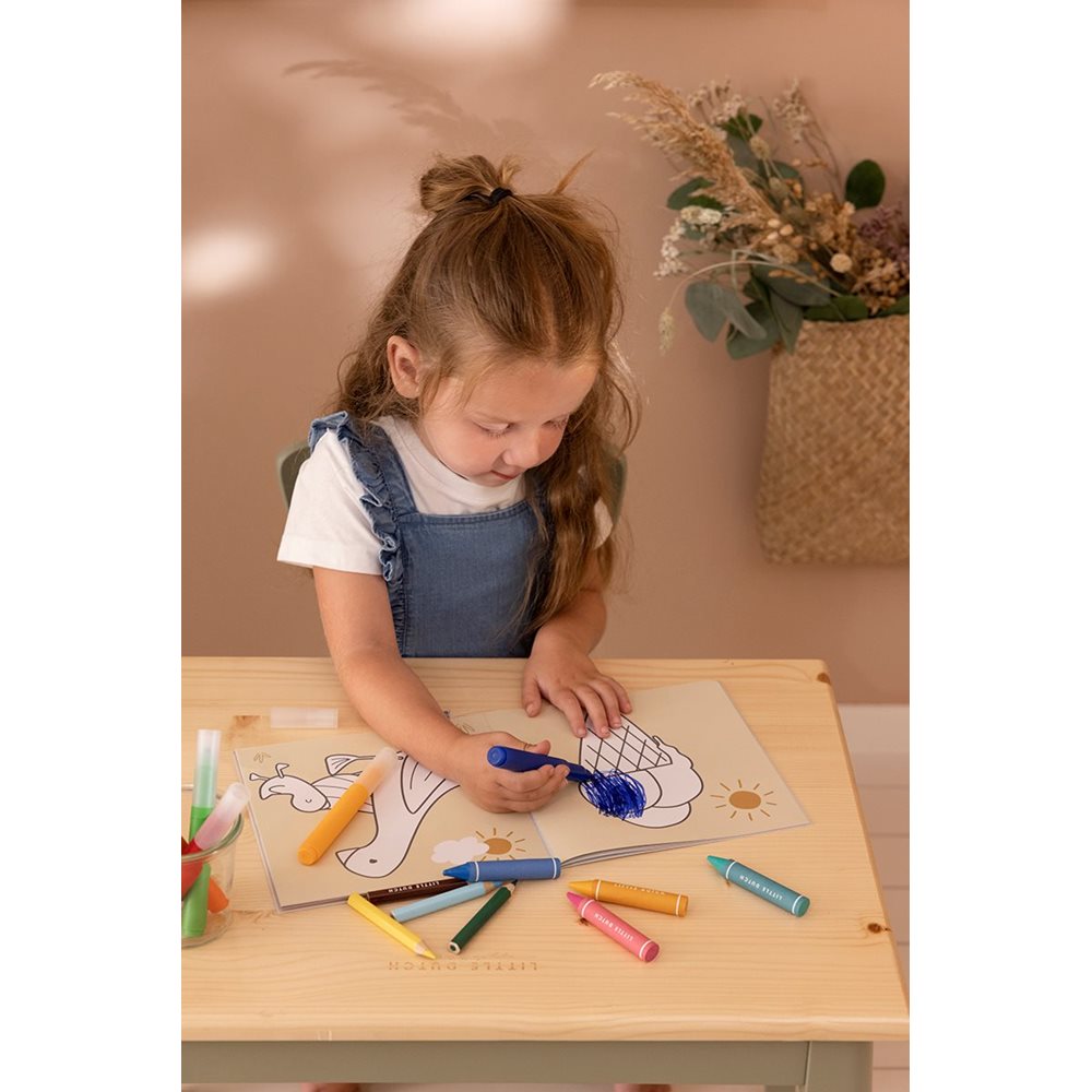 Little Dutch Colouring Book