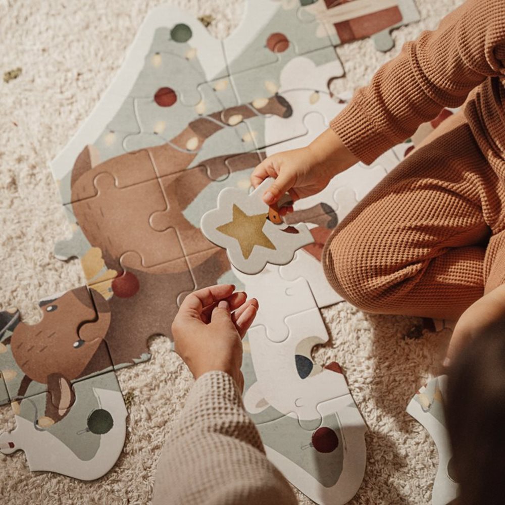 Little Dutch Christmas Jigsaw Puzzle XL