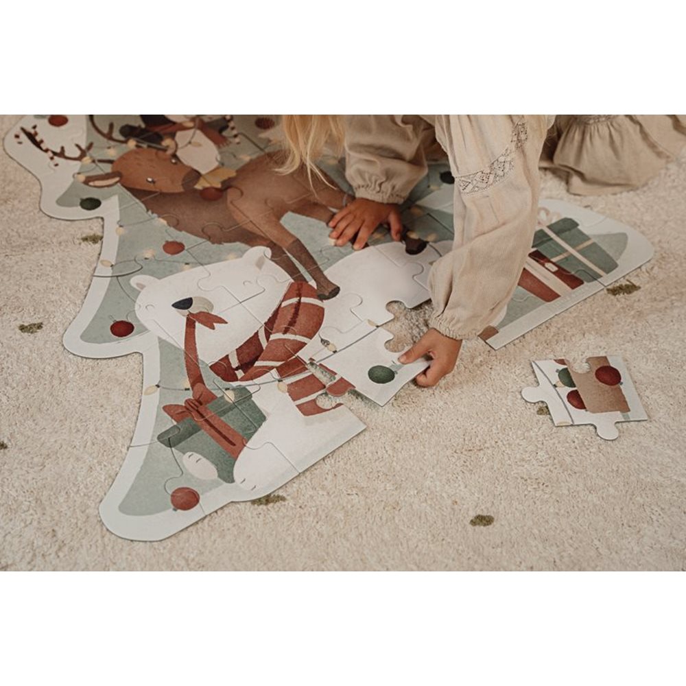 Little Dutch Christmas Jigsaw Puzzle XL