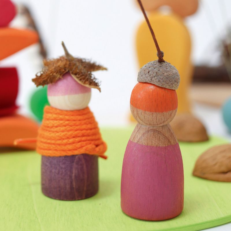 Grimms - Small World Play Down By The Meadow