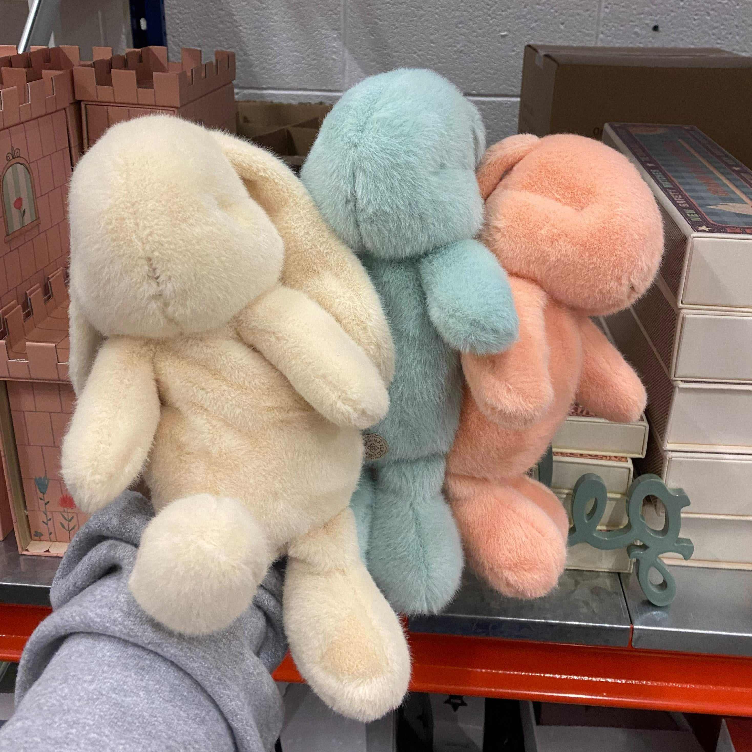 Maileg Plush Bunny in egg - Cream