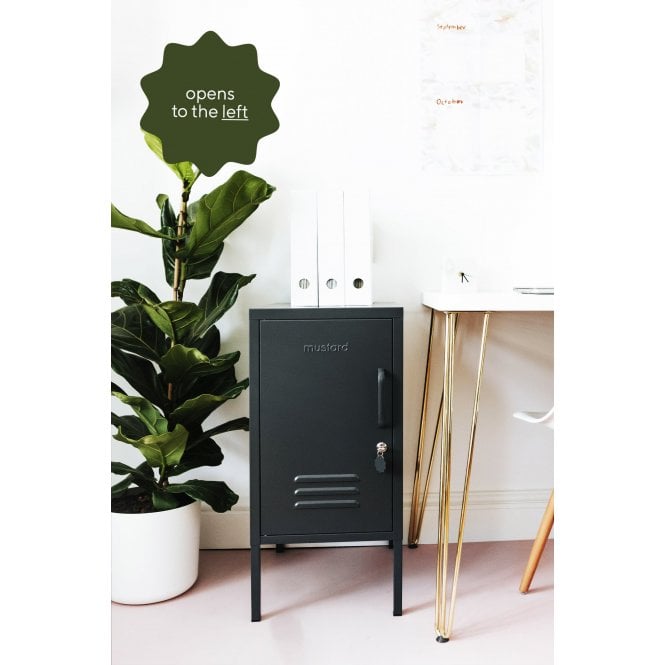 The Shorty in Slate to the Left (Pre-order)