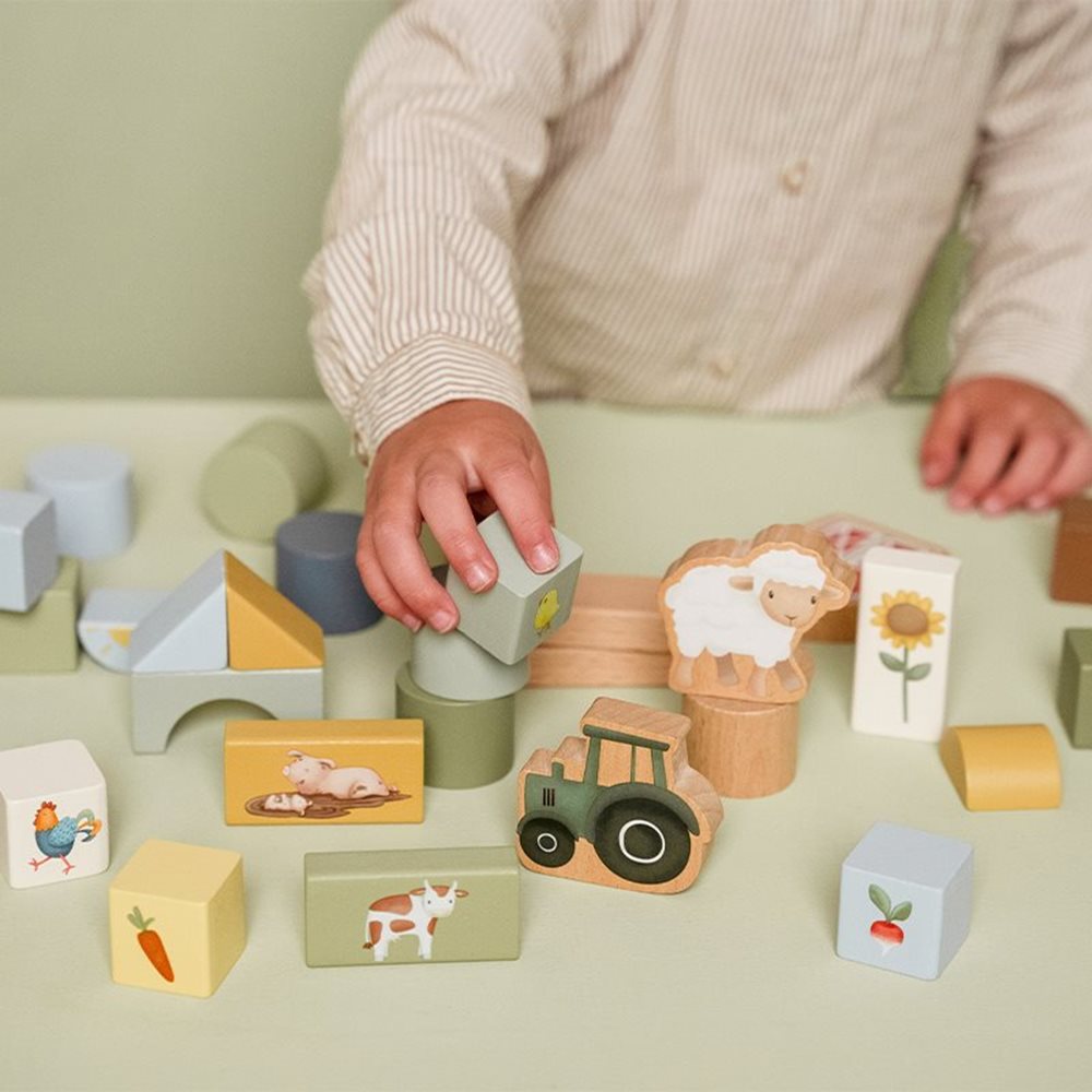Beyond Building: 5 Creative Ways to Play with Wooden Blocks