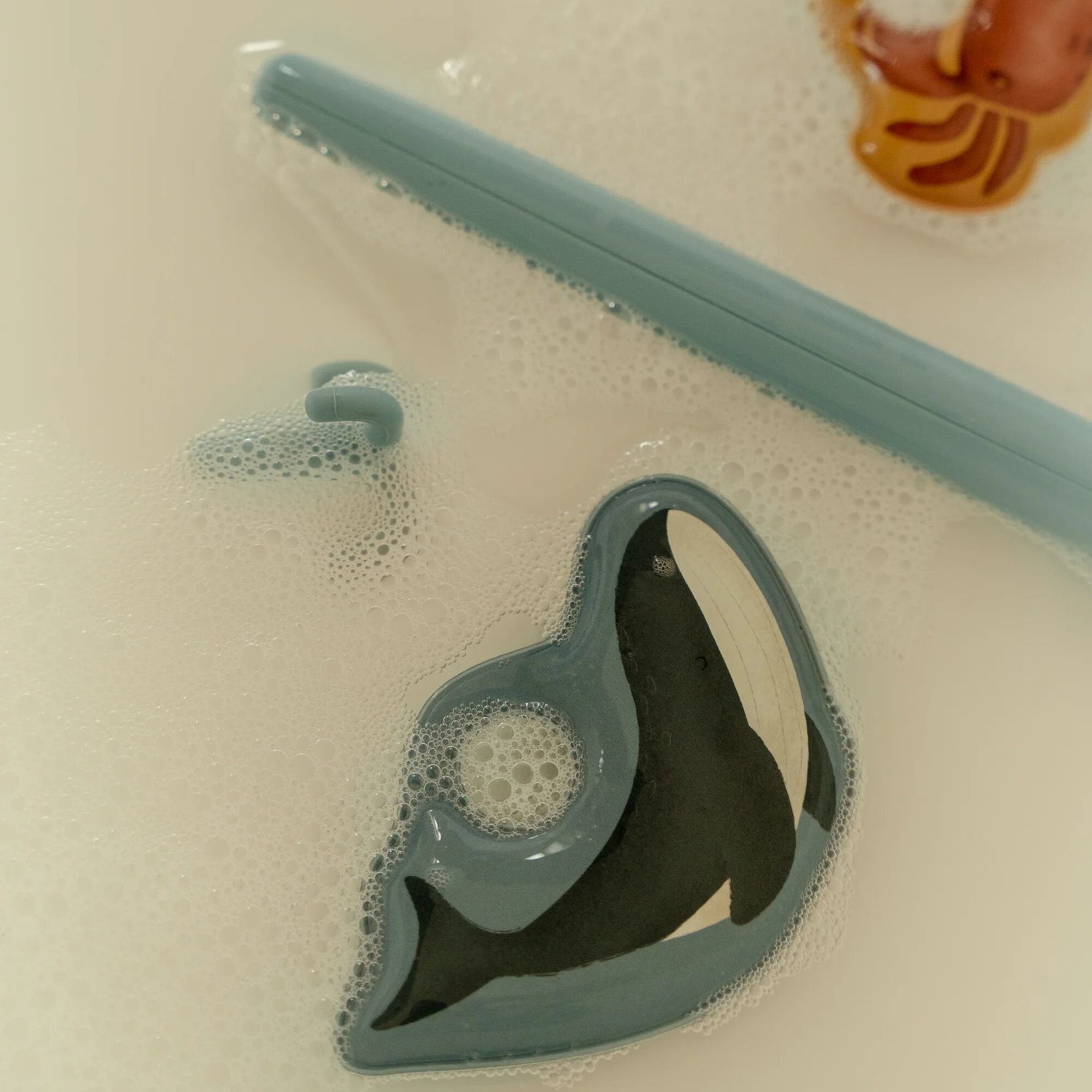 Little Dutch Bath fishing game- Blue