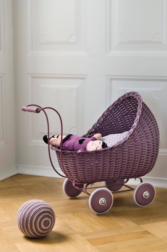 SmallStuff Wicker Stroller - Dark Rose