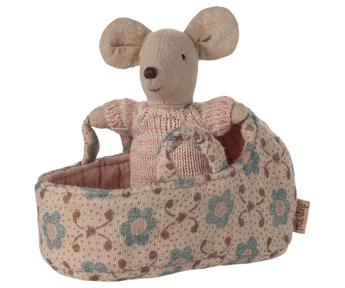 Maileg Baby mouse in carry cot - Rose (New 2025)