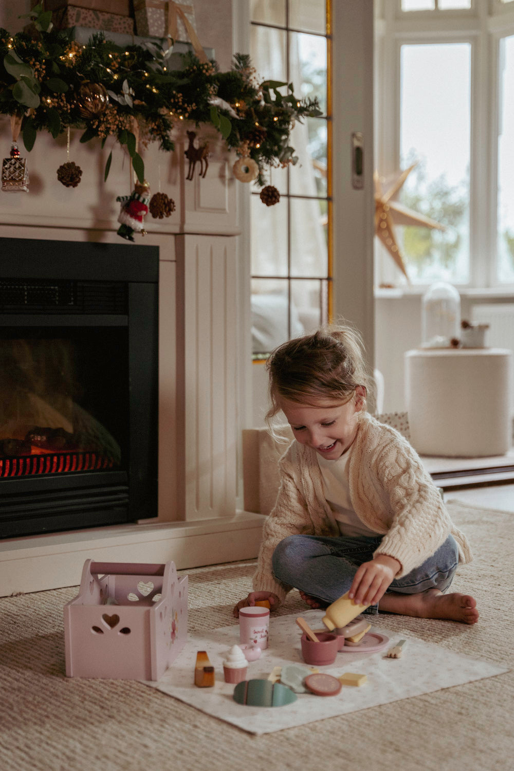 Little Dutch Wooden Picnic Set