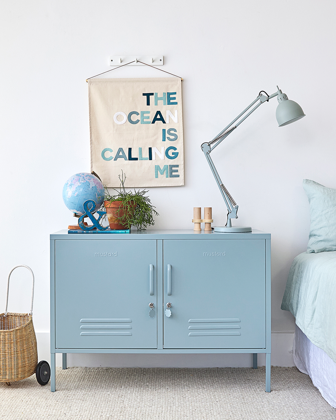 The Lowdown In Ocean (Pe-order)