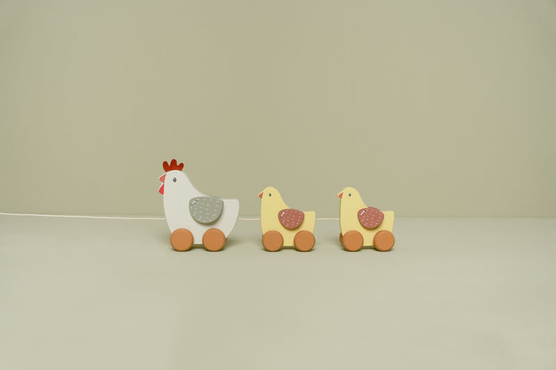 Little Dutch Pull Along Chickens- Little Farm