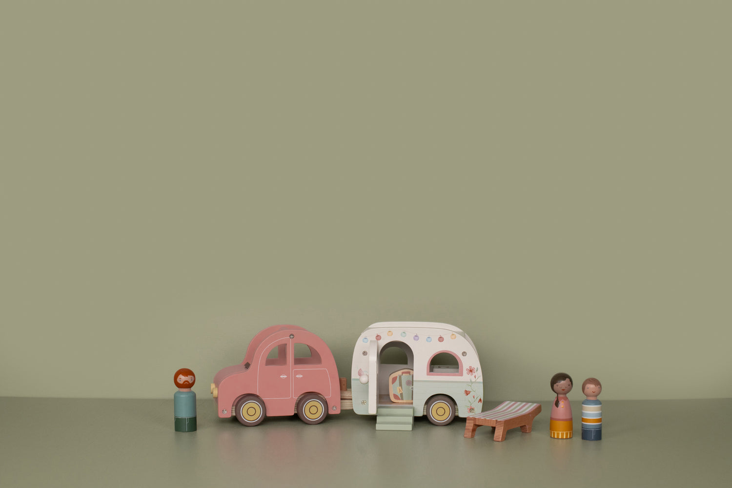 Little Dutch Toy Car with Caravan