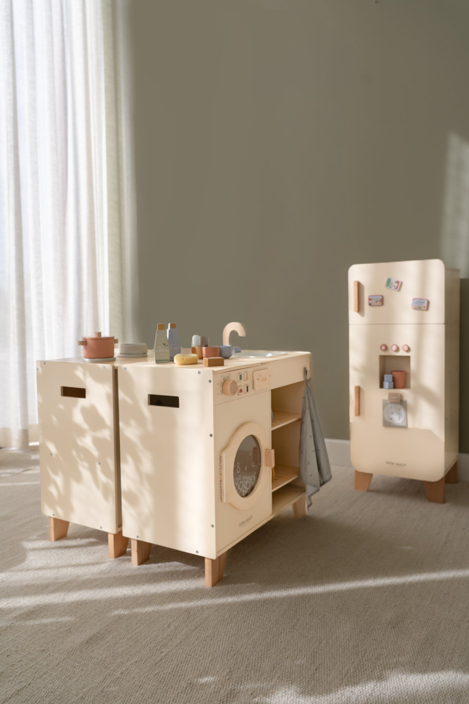 Little Dutch Wooden Washing Machine- Limited Edition
