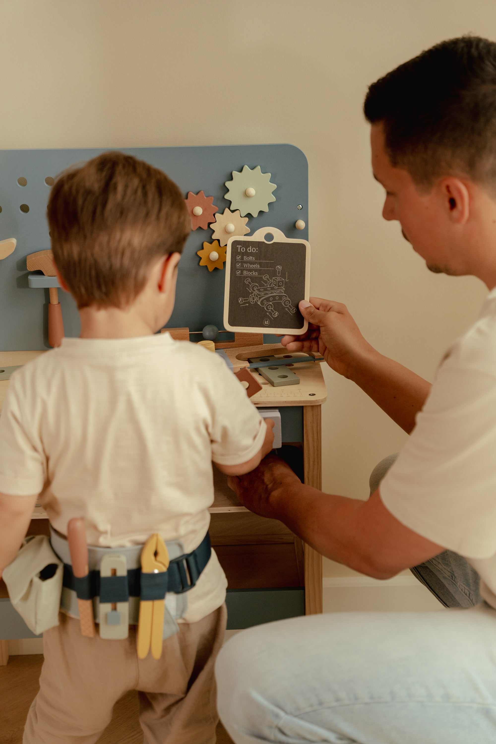 Little Dutch Wooden Workbench