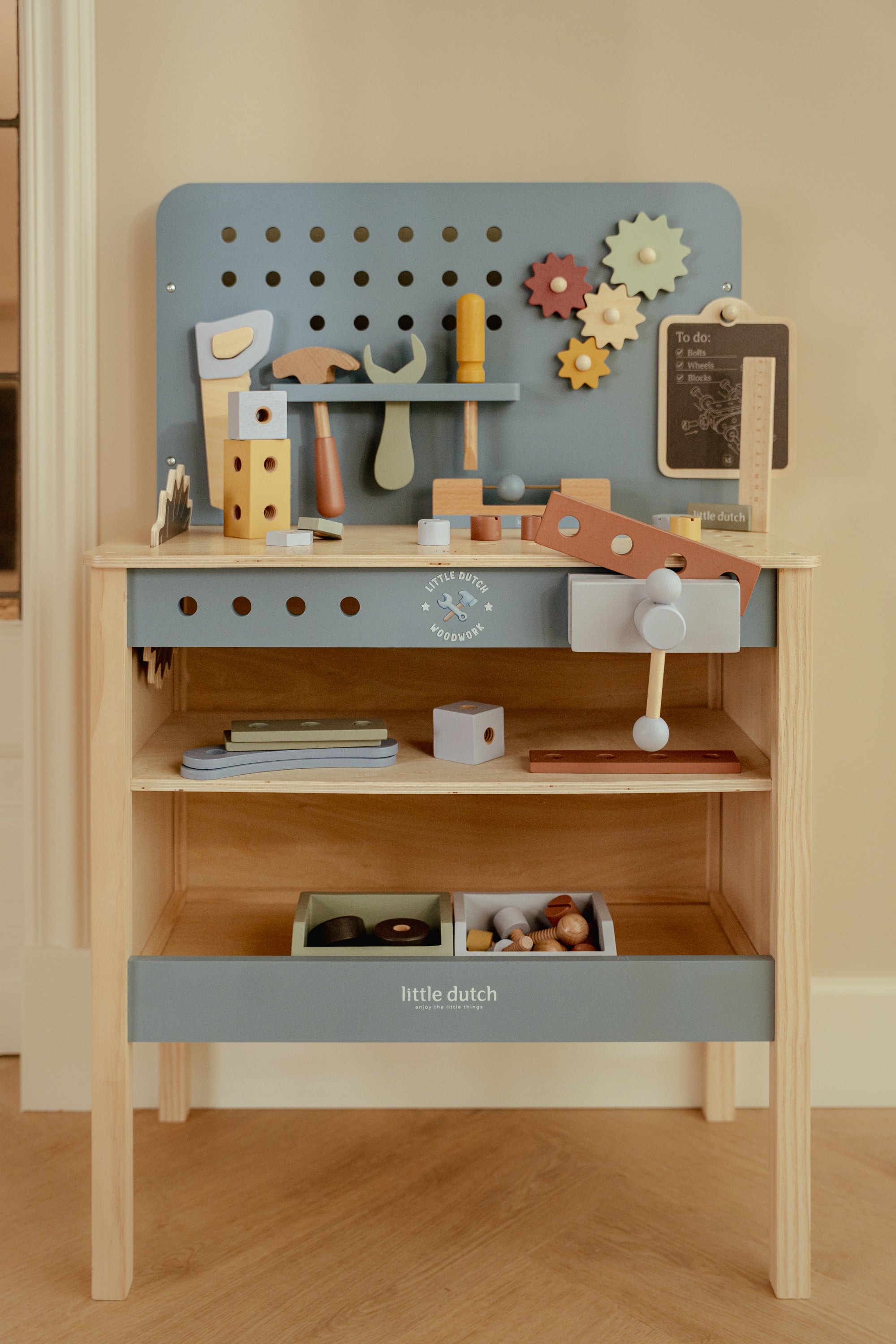 Little Dutch Wooden Workbench